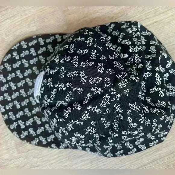 Chicago White Sox New Era MLB Genuine Merchandise Flat Bill Baseball Hat Size 8 - Picture 5 of 7